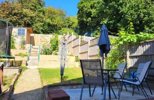 Canterbury Bed & Breakfast | Garden house