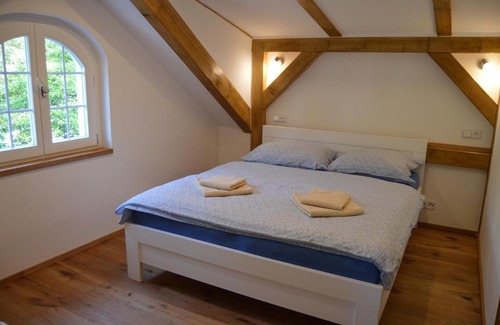 Stare Splavy Apartment | Garden House Splavský zámeček