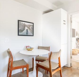 Playa Del Rey Apartment | Garden Oasis by the Sea