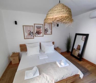 Banja Luka Apartment | Garden Relax Bungalow "Deluxe Hotel Rooms, Pool, Parking"