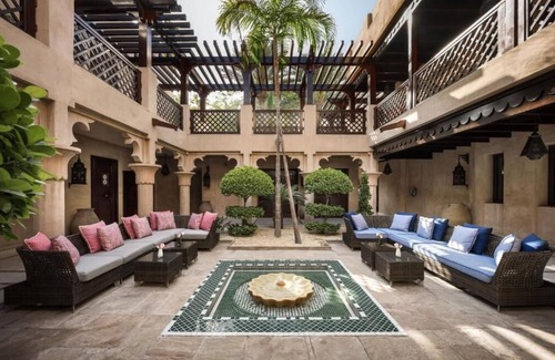Al Sufouh 1 Apartment | Garden Room Near Souk Madinat Jumeirah