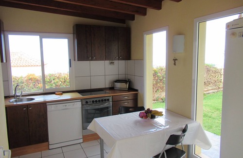 Tazacorte Apartment | Garden studio with pool and sea view