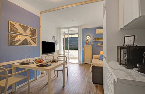 Riva del Garda Apartment | Garden & Surf Residenza By Max, Riva del Garda, Italy