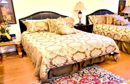 Carmel House | Garden Villa Carmel-by-the-Sea