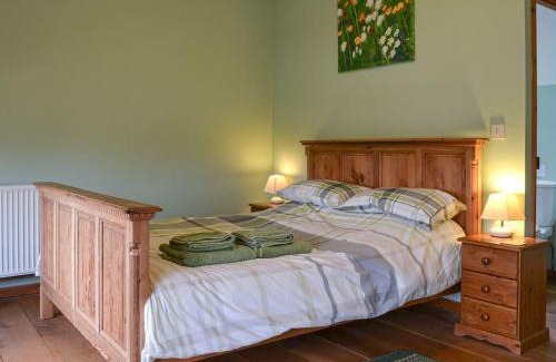 Westleigh House | Gardener's Cottage - Ukc4299