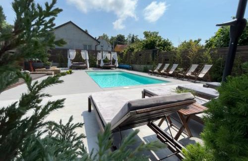 Vrdnik Apartment | GardenLux Vrdnik
