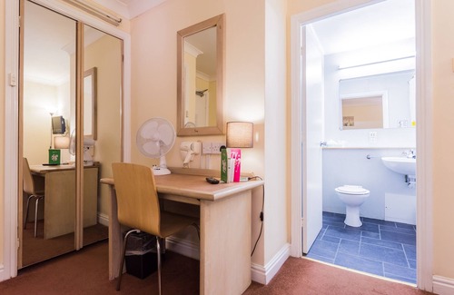 Manchester City Centre Hotel | Gardens Hotel