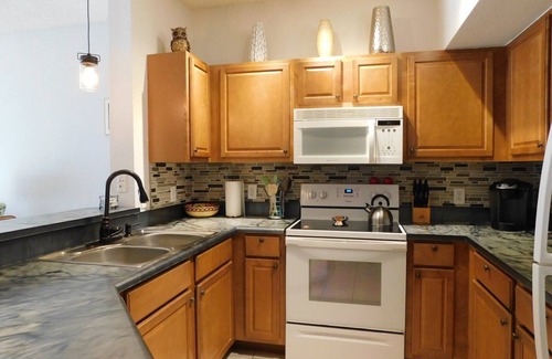Iona Condo | Gardens of Beachwalk 1 bedroom 1 bathroom with balcony