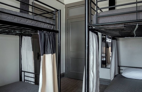 Downtown El Paso Hotel | Gardner Hotel & Hostel