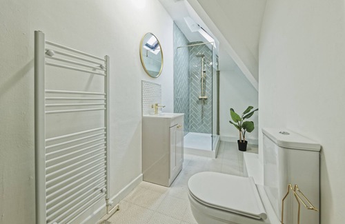 Liverpool Apartment | Garmoyle Road Flat 3