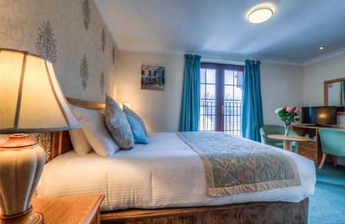 Acocks Green Hotel | Garner Hotel Birmingham South East by IHG
