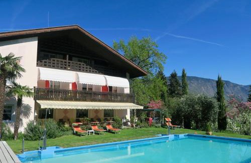 Lana Hotel | Garni Hotel Burgleitenhof