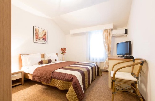 Rakovica Hotel | Garni Hotel Family