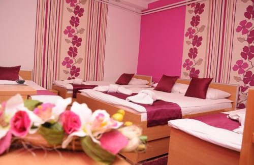 City Center House | Garni Hotel Laguna Lux