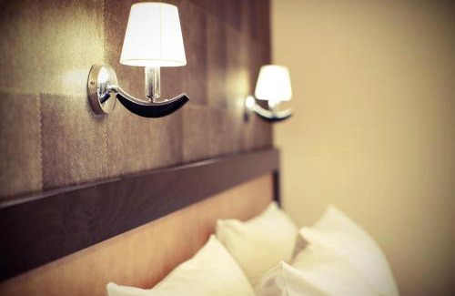 Đeram Hotel | Garni Hotel Vozarev