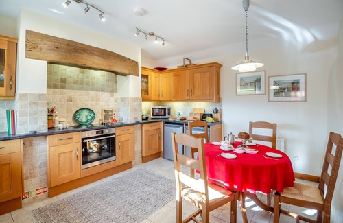 Eglwysbach House | Garreg Wen - One Bedroom House, Sleeps 2