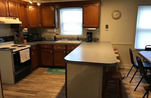 Saugatuck Villa | Garrys Cottage