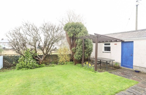 Edern Cottage | Garth
