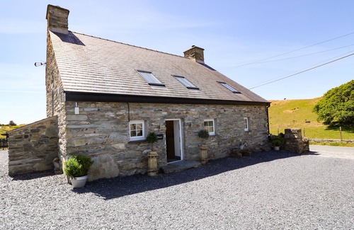Porthmadog Cottage | Garth Morthin The Farmhouse