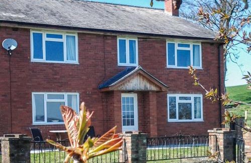 Oswestry House | Garth Ucha