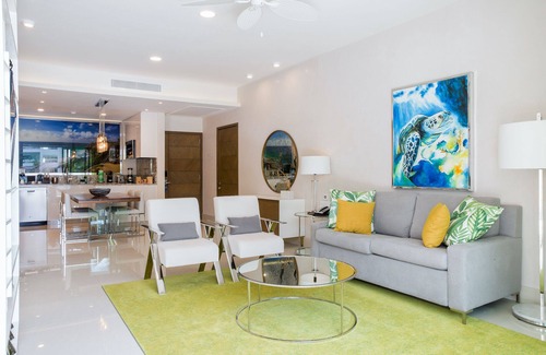 Downtown Cancun Resort | Garza Blanca Cancun 1 BR AMAZING Views and Food!