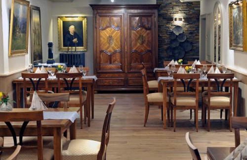 Martinstein Hotel | Gasthaus zum Goldenen Hirschen