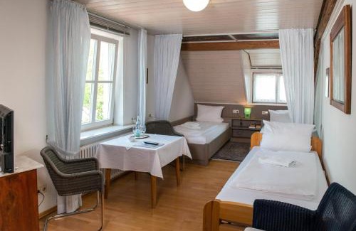 Hausach Hotel | Gasthaus zum Löwen - Restaurant Akropolis