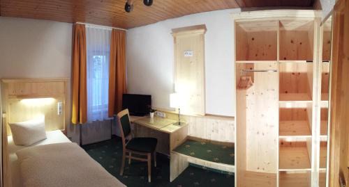 Oberderdingen House | Gasthaus Zur Ölmühle