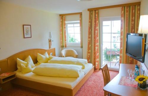 Flachslanden House | Gasthof Rose