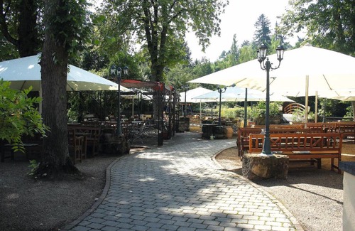 Heilsbronn Hotel | Gasthof Schönau