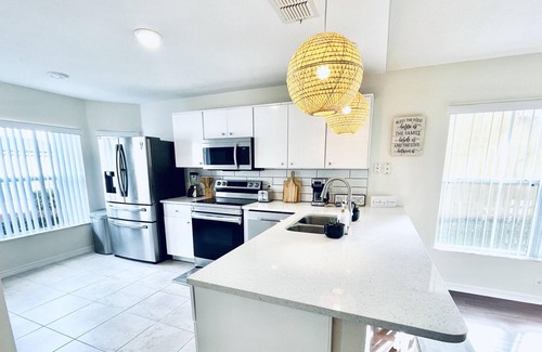 Crystal Cove House | Gated Community, Private pool near Disney!!!