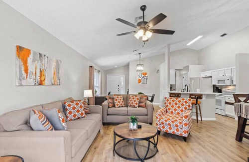 Haines City House | Gated Golf Villa w/Pool near Disney. New owners!