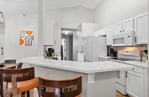 Haines City House | Gated Golf Villa w/Pool near Disney. New owners!