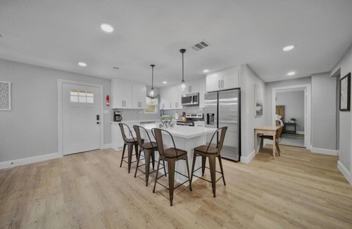 South Central Houston House | Gated Home and Parking | Sleeps up to 24