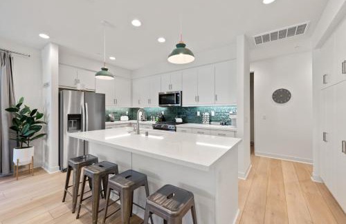 La Quinta House | Gated PGA West 2023 New Build - EV Friendly