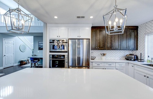 West Sahara House | Gated SUMMERLIN Home in THE LAKES with 2 pools, fire pit, home gym