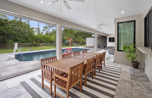 Wellington House | Gated Wellington Estate, 4 Bedrooms plus office and Heated Pool