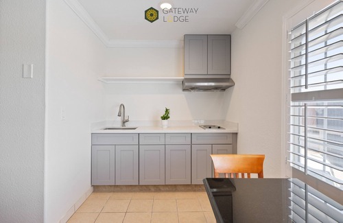 Seaside Hotel | Gateway Lodge