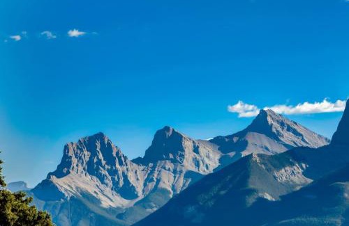 Harvie Heights House | Gateway Suites Perfect Escape to explore Banff