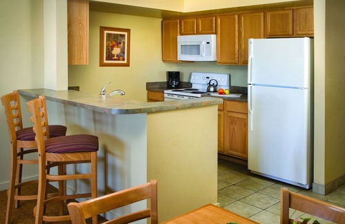 Harbor Village Resort | Gateway to Caribbean of the Rockies!
