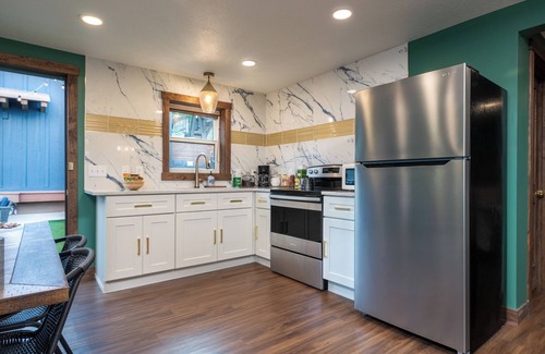 Prescott Condo | Gather Together | Rooftop Patio Retreat | Downtown