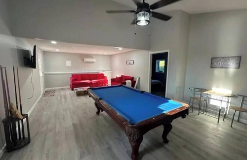 Bronston House | Gathering Place Cumberland Lake