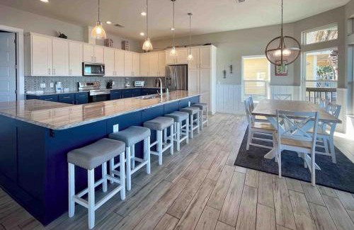 Rockport House | Gato Malo