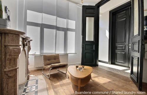 Saint-Laurent Apartment | Gats Place