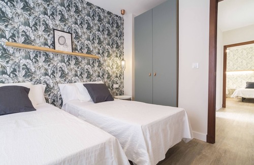 El Puerto de Santa Maria Apartment | GATU PREMIUM - LUXURY APARTMENT, in downtown with parking, A/C and community pool