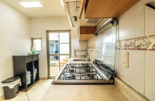Morelos House | Gaviota Summary: Aloj