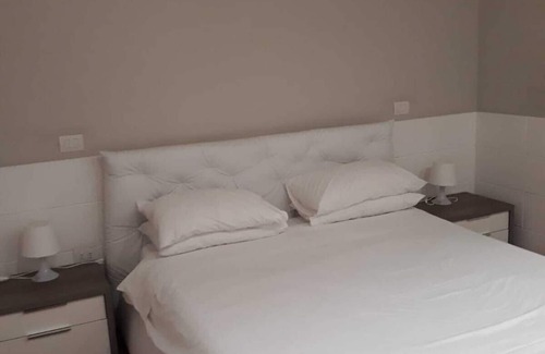 Margherita di Savoia House | Gazebo Rooms