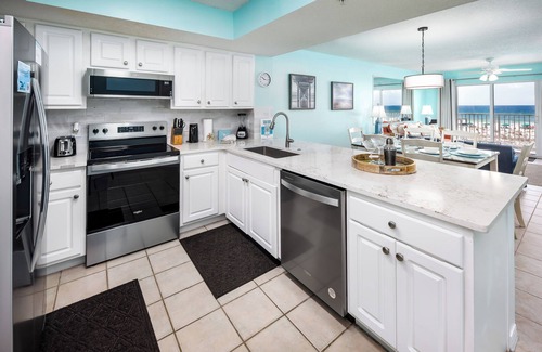 Fort Walton Beach Condo | GD 208: Coastline Currents - Enjoy the Emerald Coast! It's waiting for you!