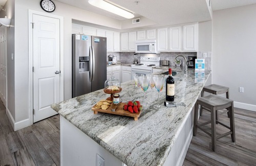 Fort Walton Beach Condo | GD 401: Ocean Eyes - Your Slice of Paradise Awaits!