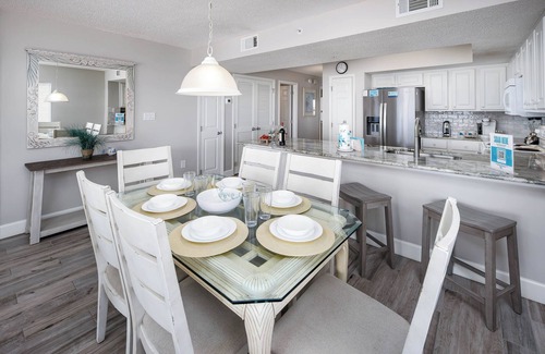 Fort Walton Beach Condo | GD 401: Ocean Eyes - Your Slice of Paradise Awaits!